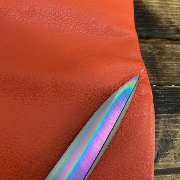 GRACE Adele Orange Clutch - Picture 6 of 10